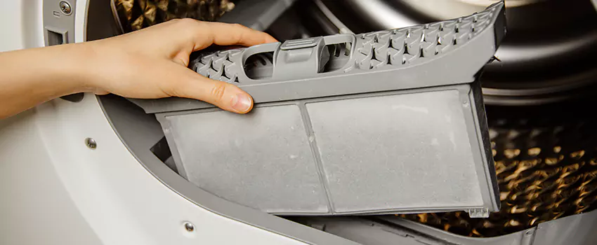 Signs Of A Clogged Dryer Lint Trap in Brighton, Colorado